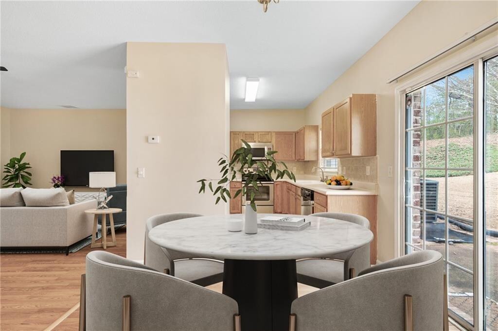 1102 Pleasant Oaks Court - Photo 7 of 50