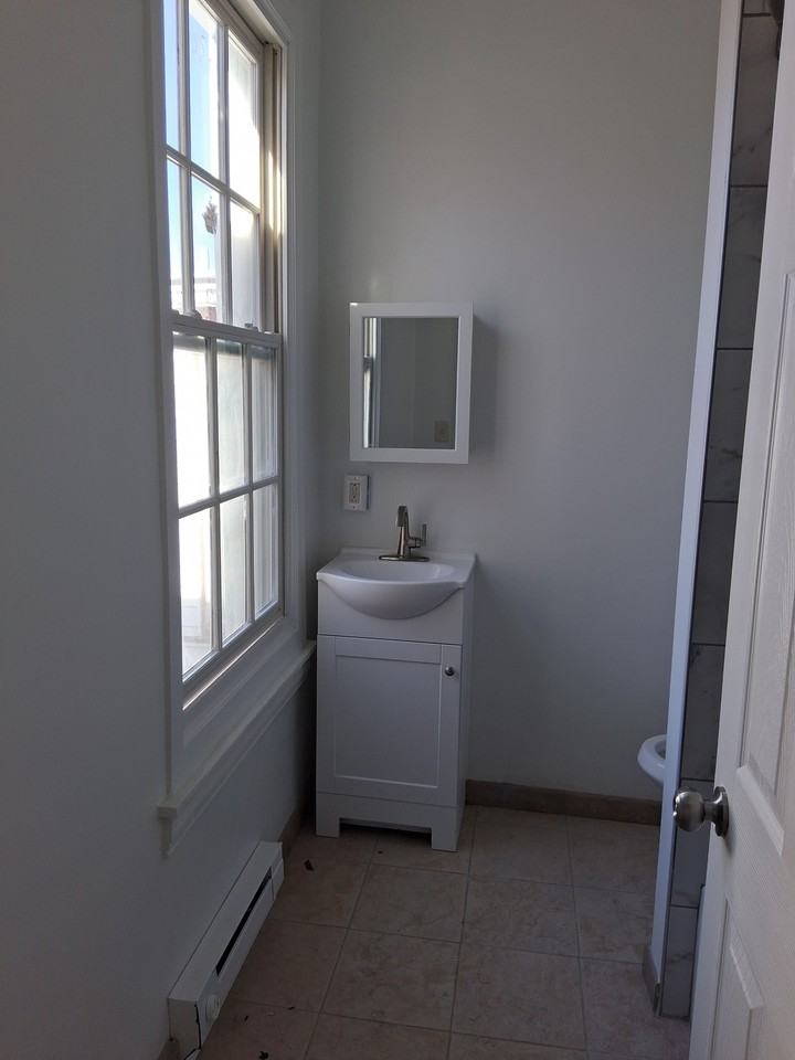1030 Penn Street Reading PA 19602 - Photo 3 of 10