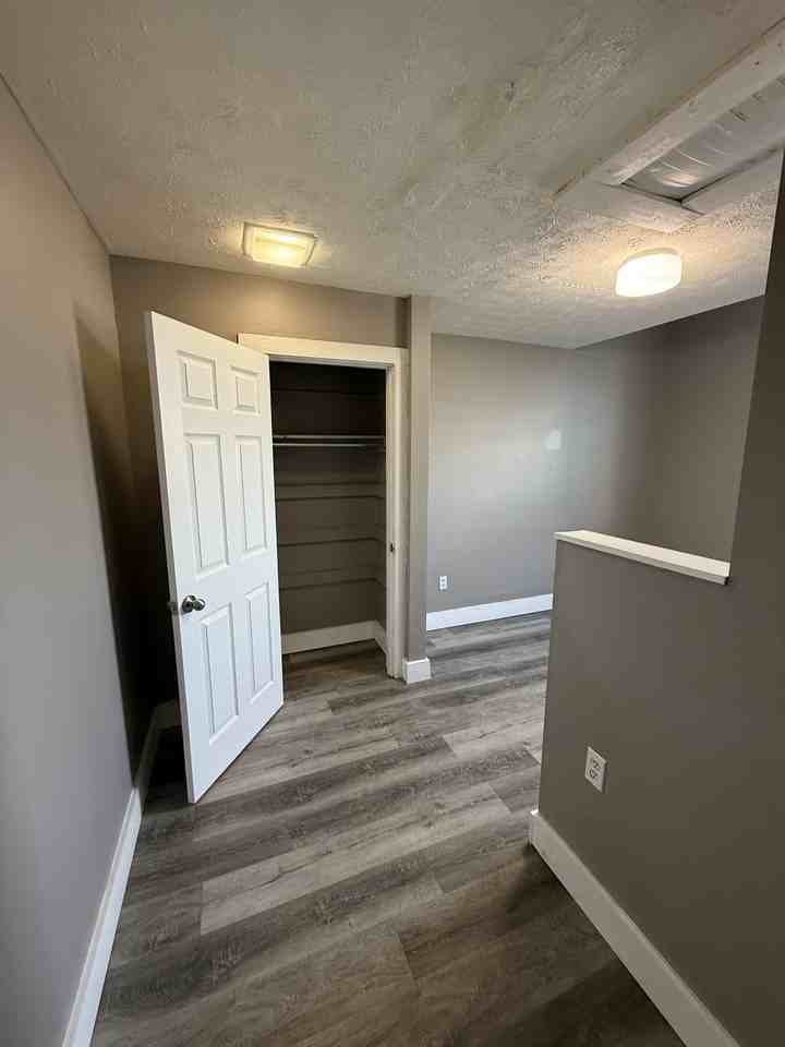 Riverside - Photo 3 of 35