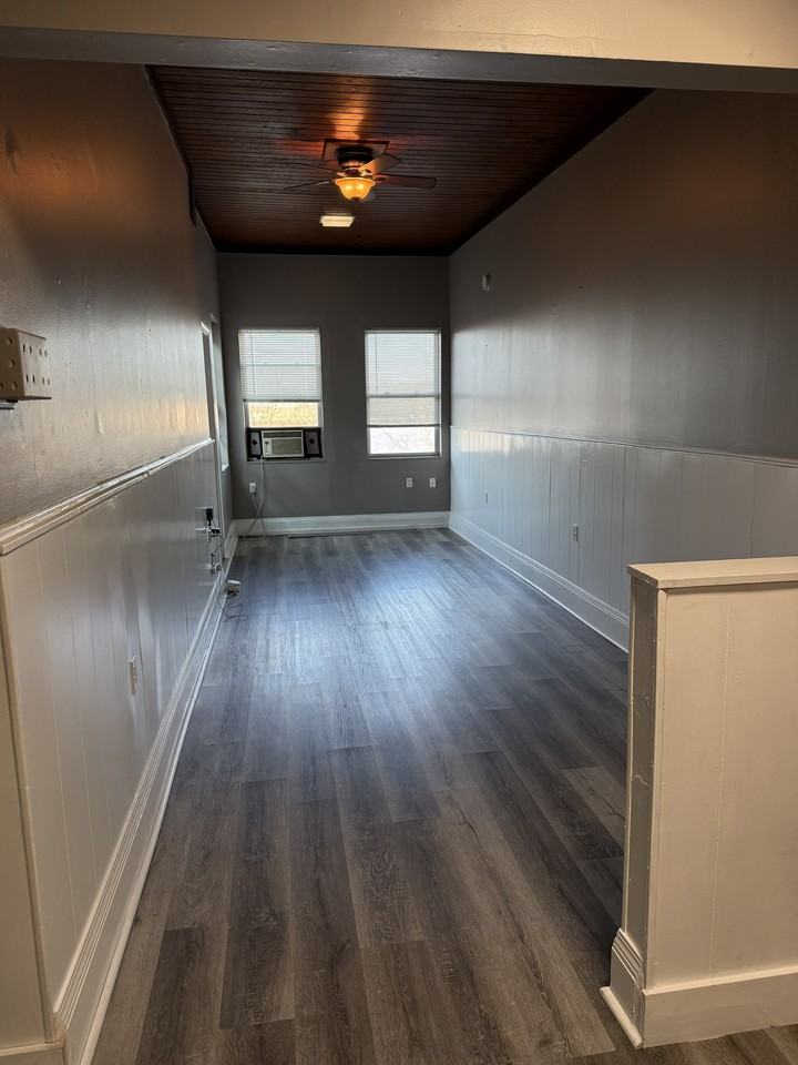 Riverside - Photo 5 of 35