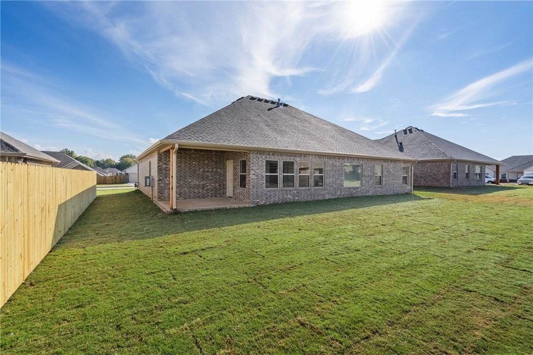 87 N Banner Ave - Photo 6 of 33