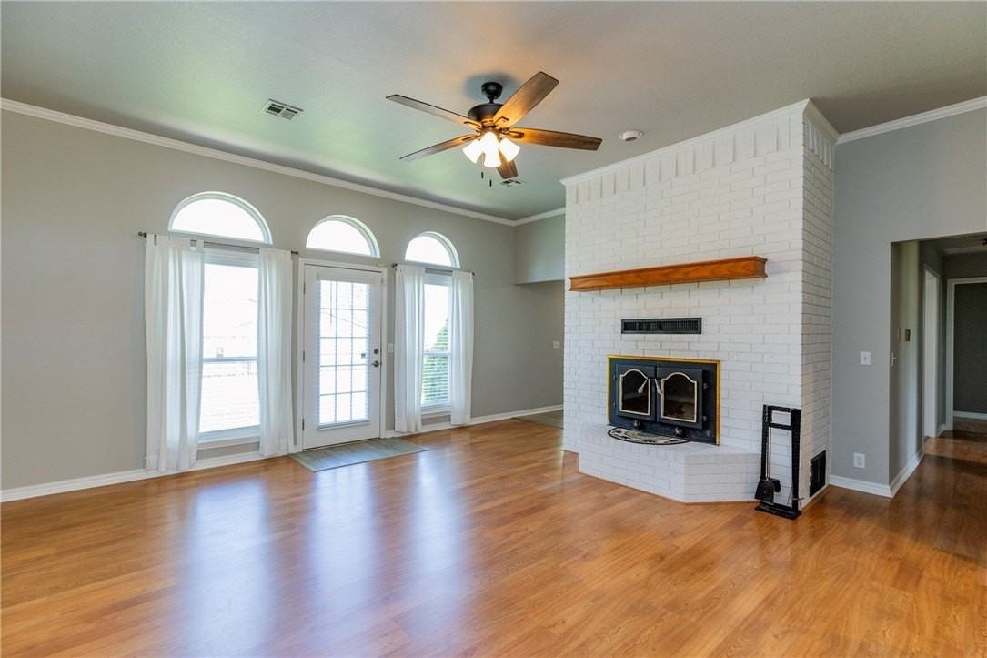 1261 Mount Hebron Rd - Photo 6 of 28