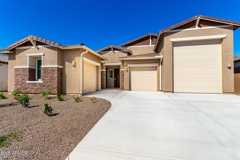 2968 E Lucky Horseshoe Ln - Photo 1 of 1