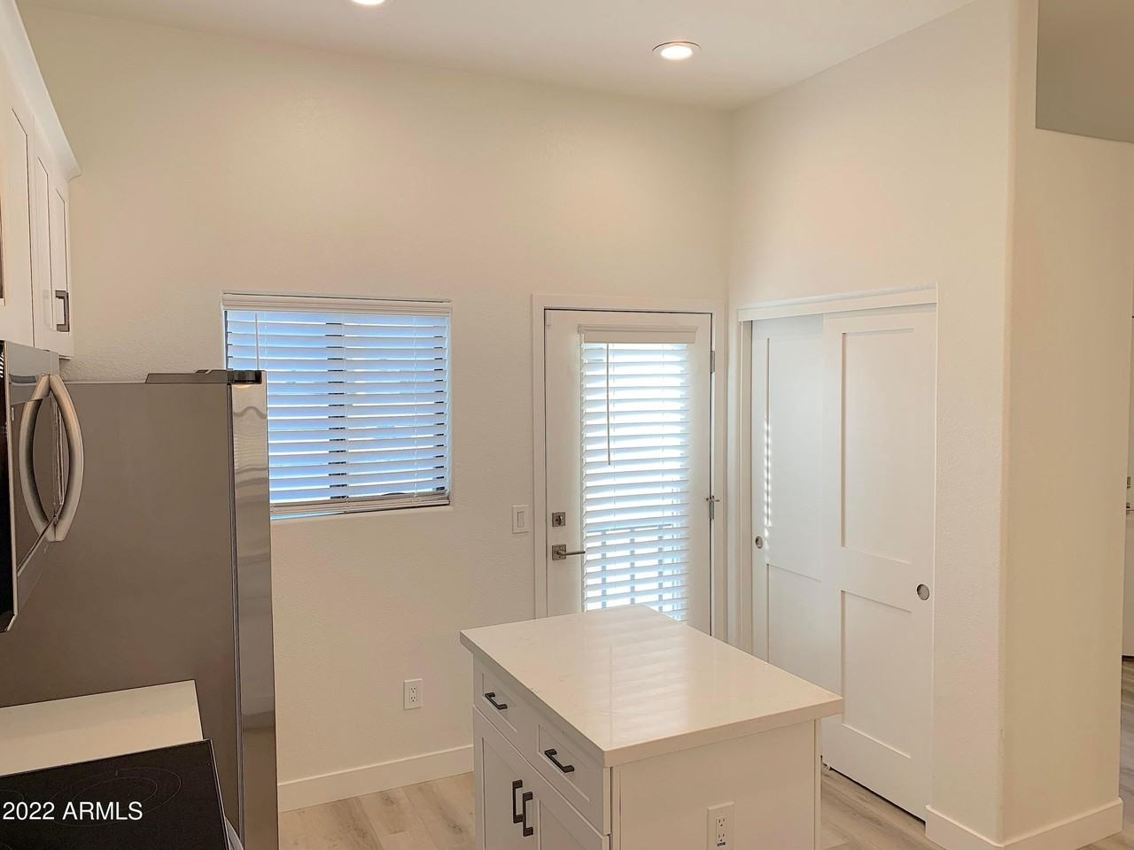 4533 N 22nd St Unit 218 - Photo 5 of 44