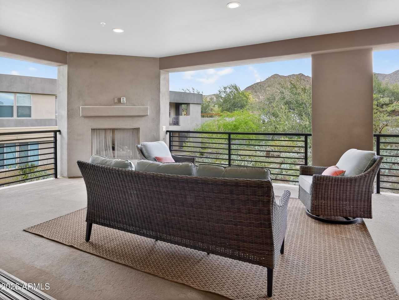 11673 N 136th St #2009 - Photo 4 of 48