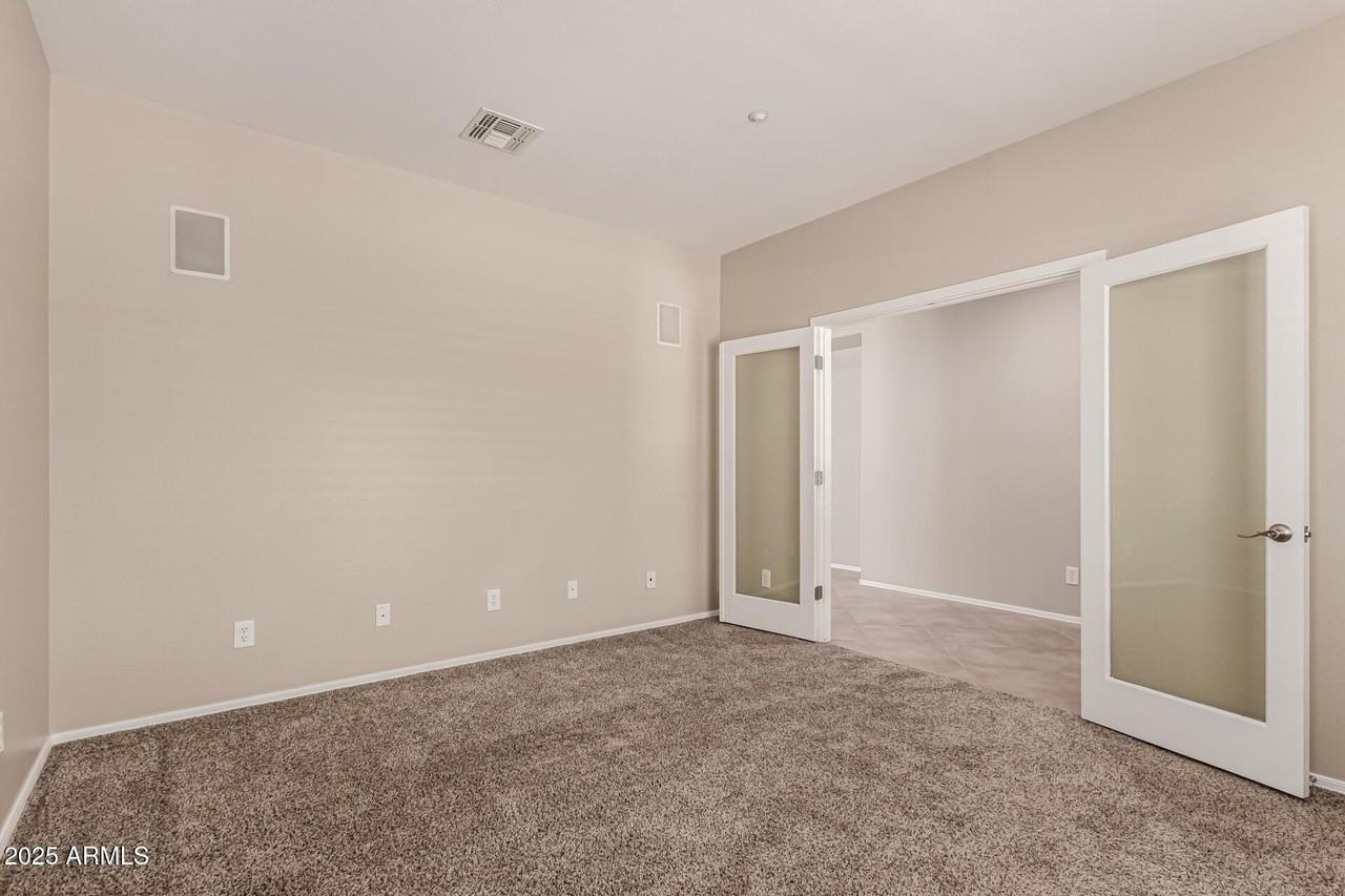 1744 W Turtle Hill Dr - Photo 7 of 34
