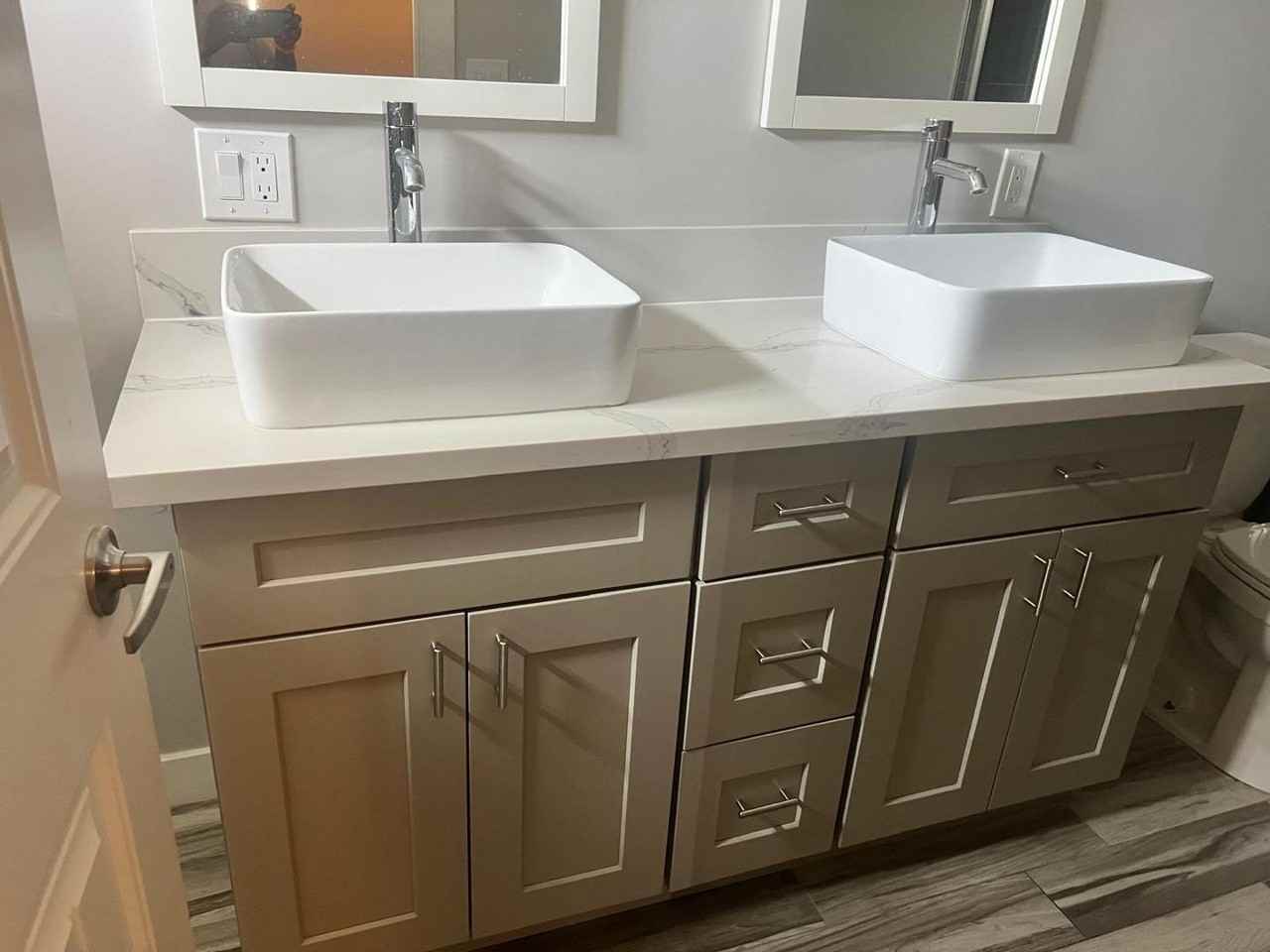 2647 E Contention Mine Rd - Photo 2 of 15