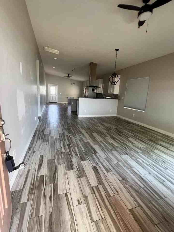 2647 E Contention Mine Rd - Photo 4 of 15
