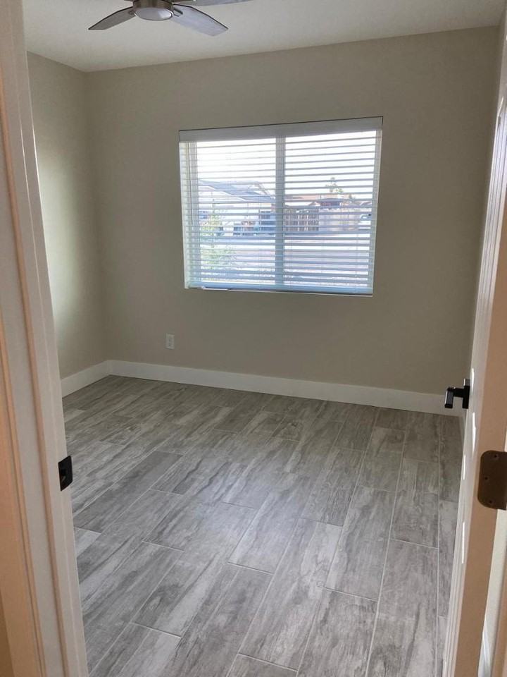 9351 W Caron Dr - Photo 3 of 8