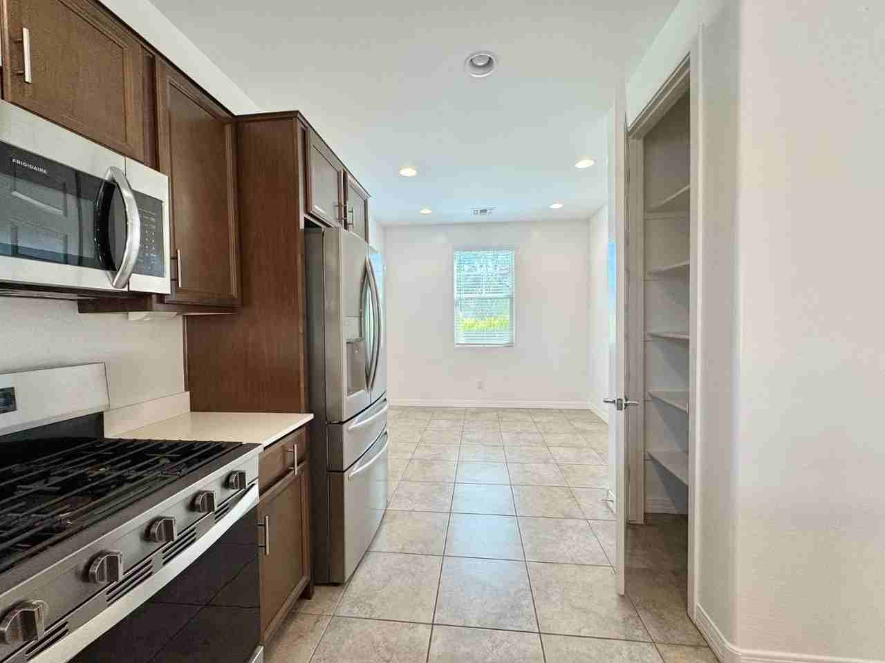 9006 W Rancho Dr - Photo 6 of 28