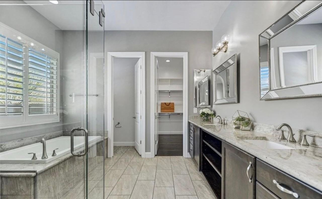 7904 S 29th Pl - Photo 7 of 17