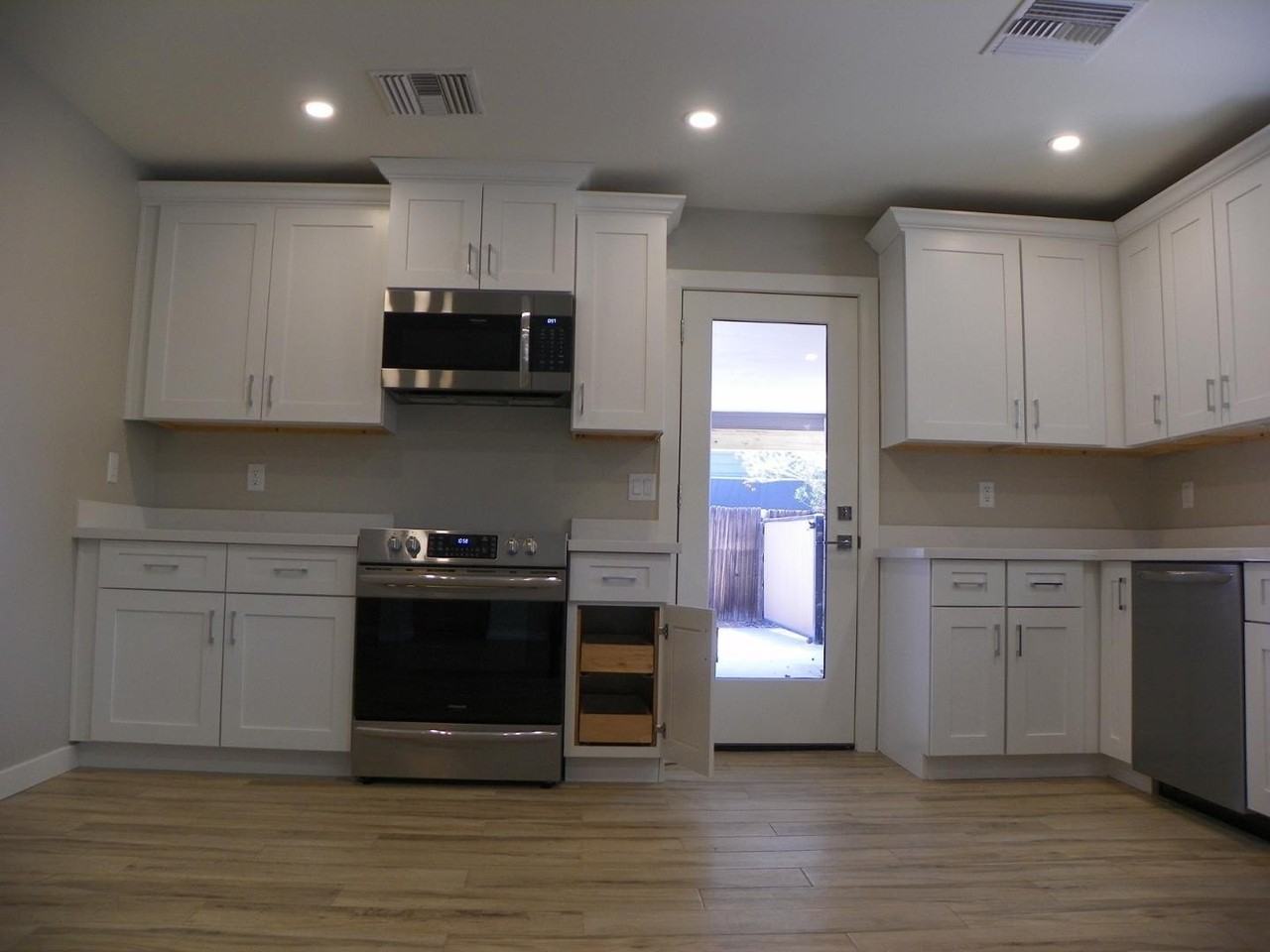 8337 E Meadowbrook Ave - Photo 6 of 25