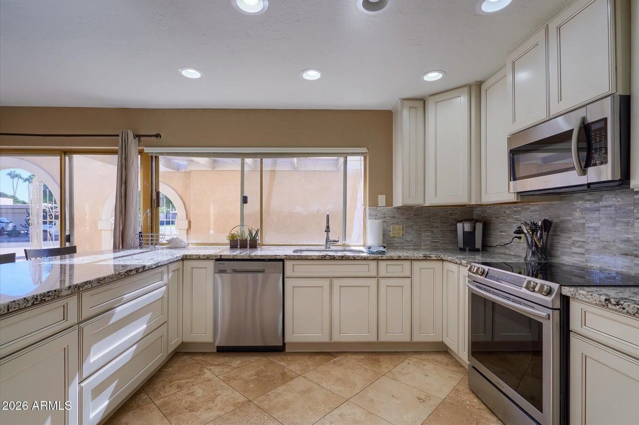 7974 E Via Campo - Photo 4 of 33