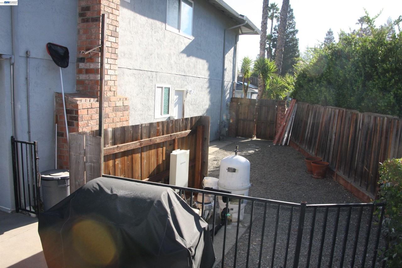3253 Pomace Ct - Photo 7 of 39