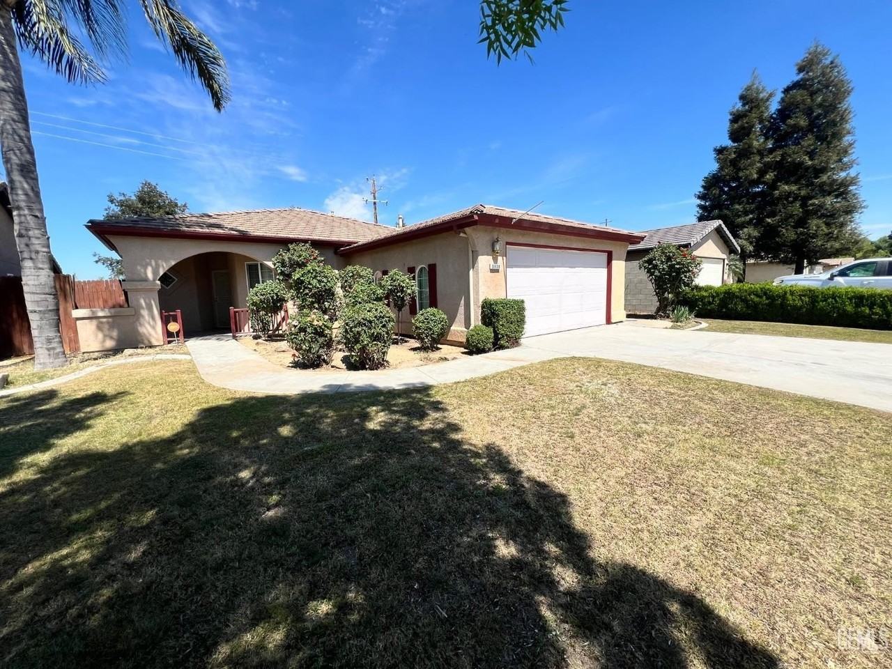 9908 Pavilion Dr - Photo 2 of 14