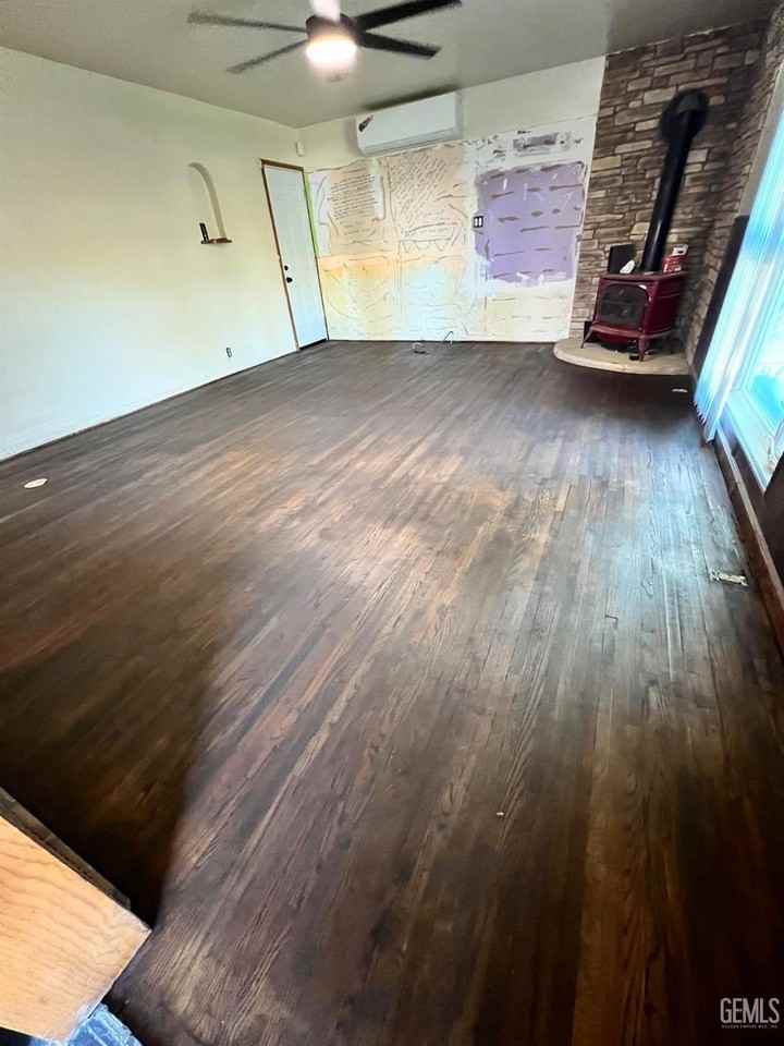 2820 Alta Vista Dr - Photo 3 of 16