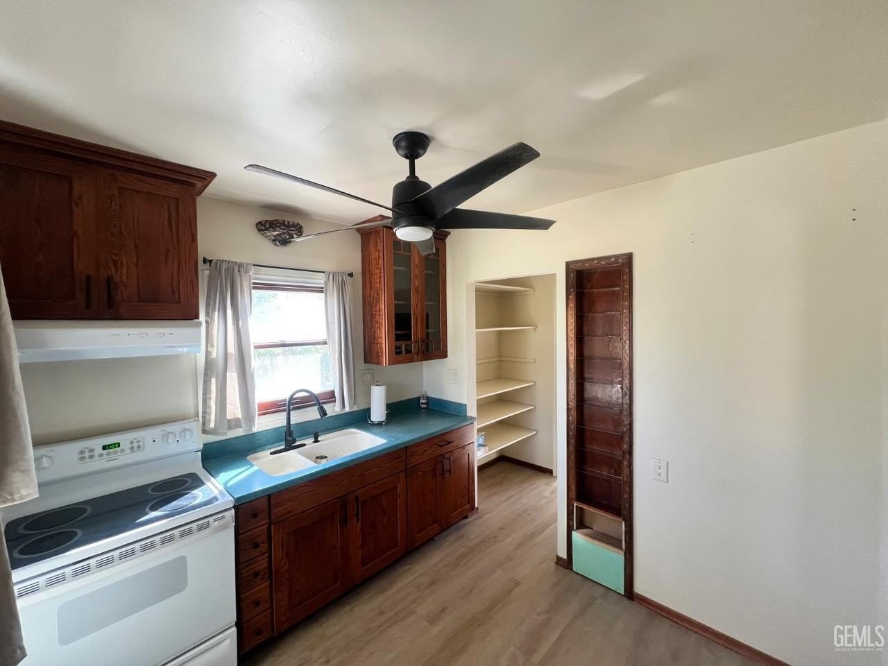 2820 Alta Vista Dr - Photo 4 of 16