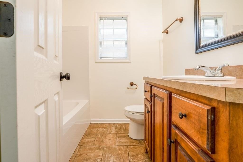 122 Sagewood Dr - Photo 4 of 26