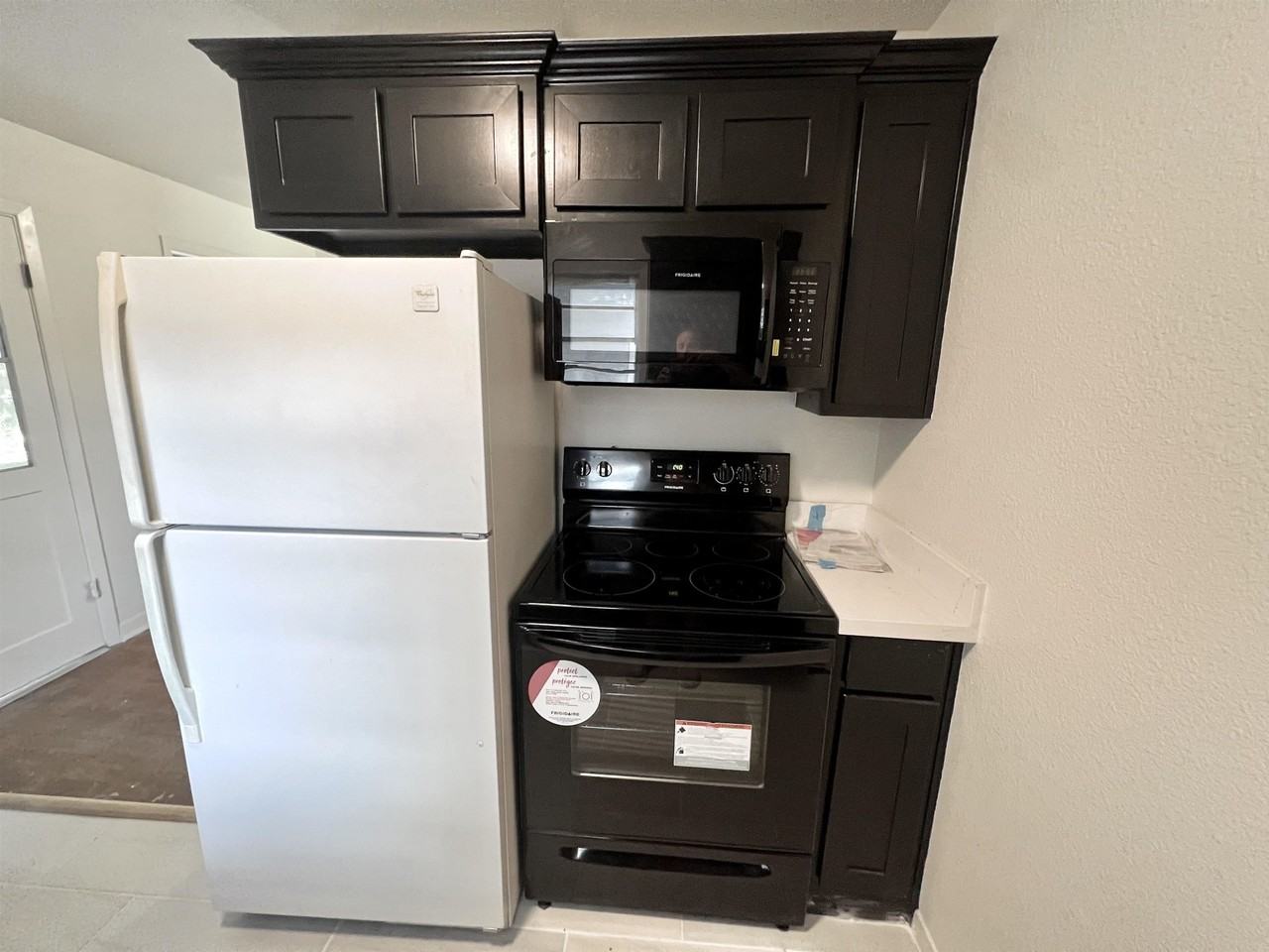 265 W Hartel St - Photo 4 of 7