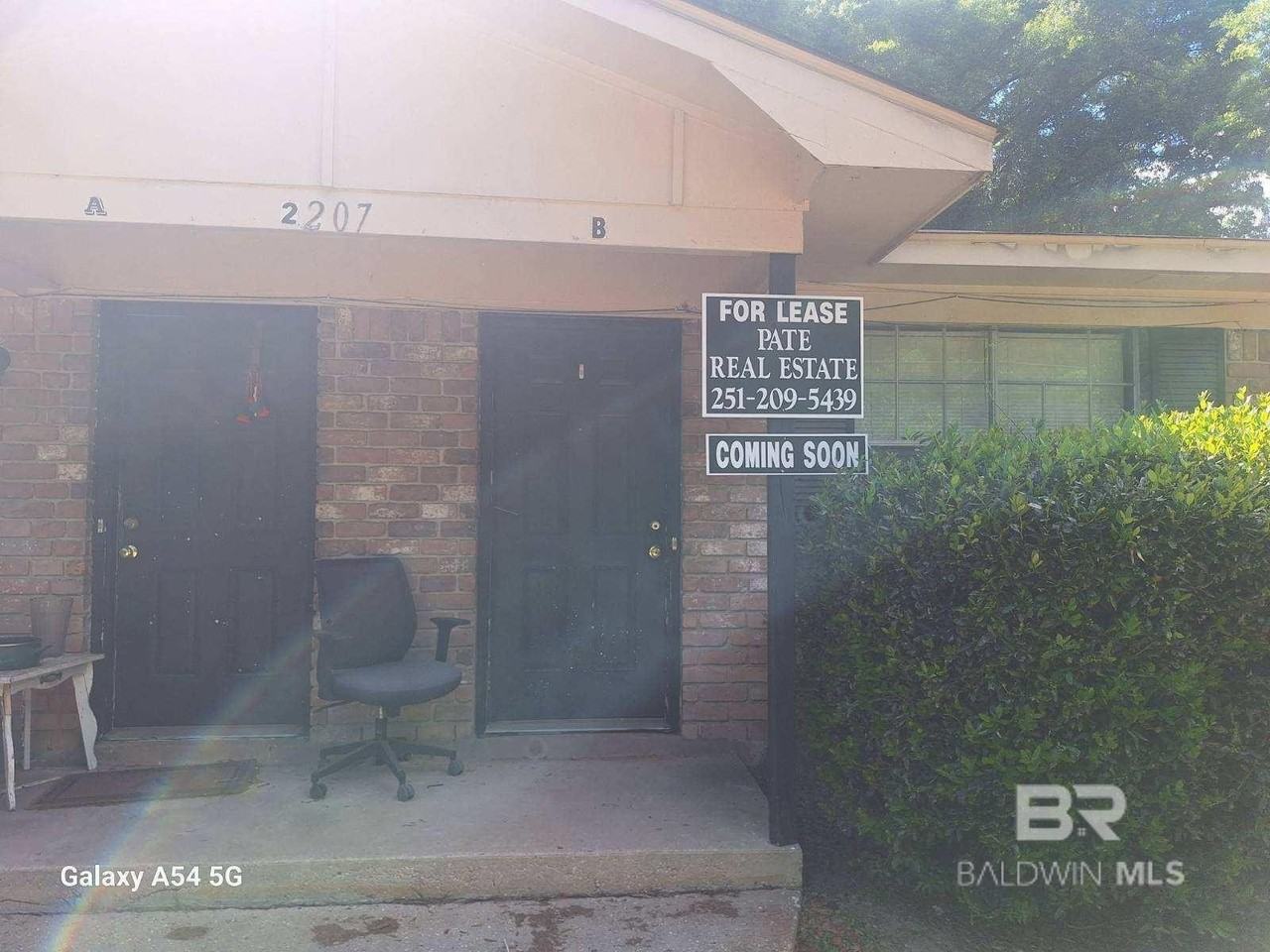 2207 Wolf Ridge Rd #B - Photo 2 of 5