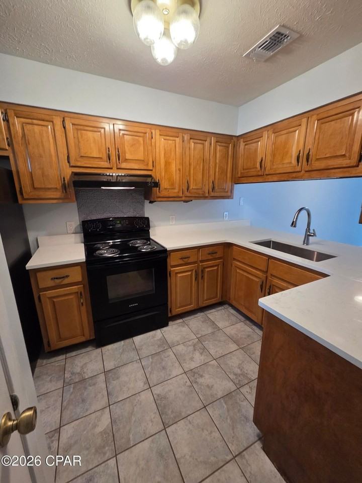 7125 N Lagoon Dr Unit P - Photo 4 of 26