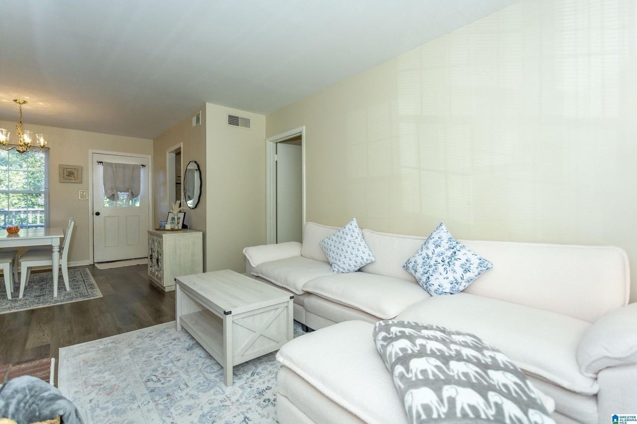 2105 Montreat Pkwy #D - Photo 4 of 30