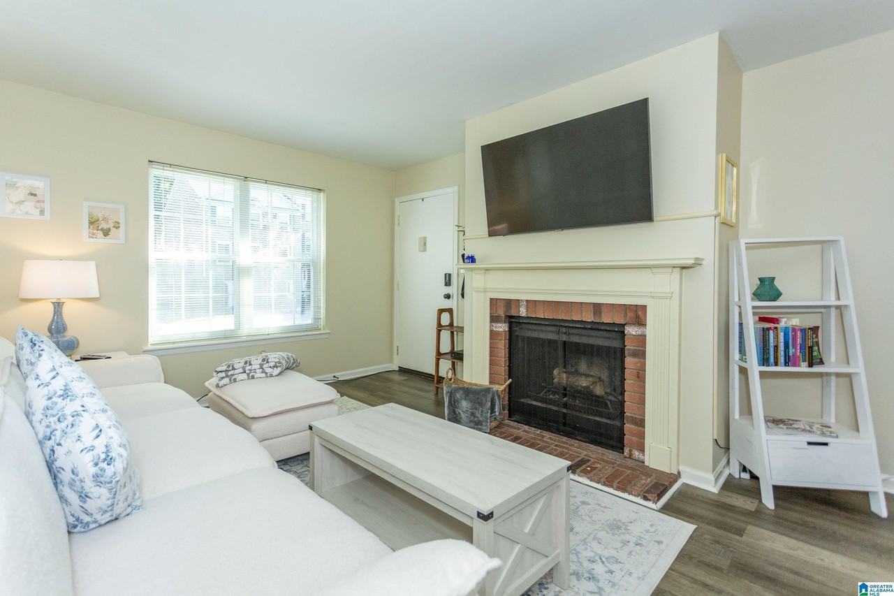 2105 Montreat Pkwy #D - Photo 7 of 30