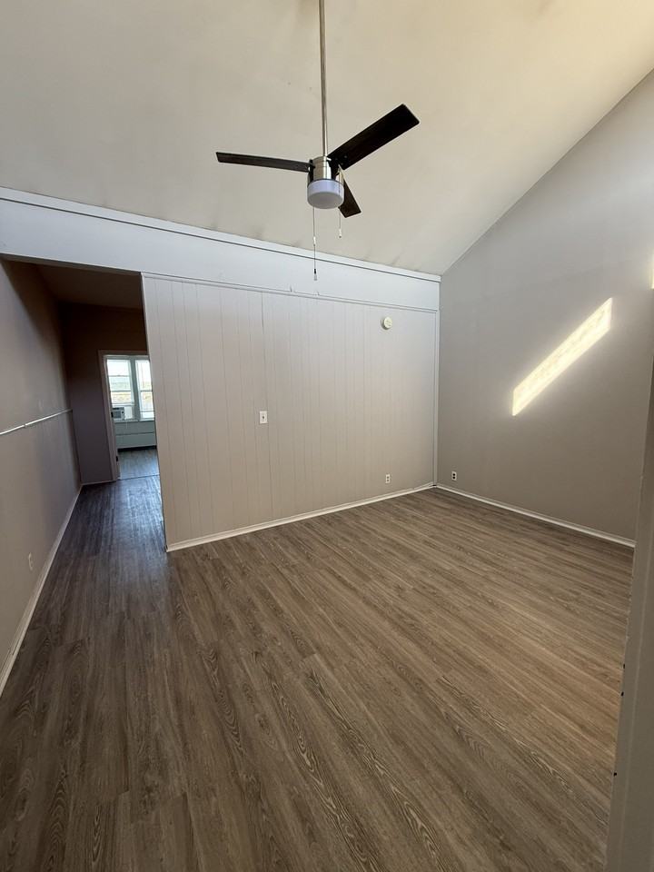 6287 Riverside DriveUnit 3 #6287-3 - Photo 2 of 10
