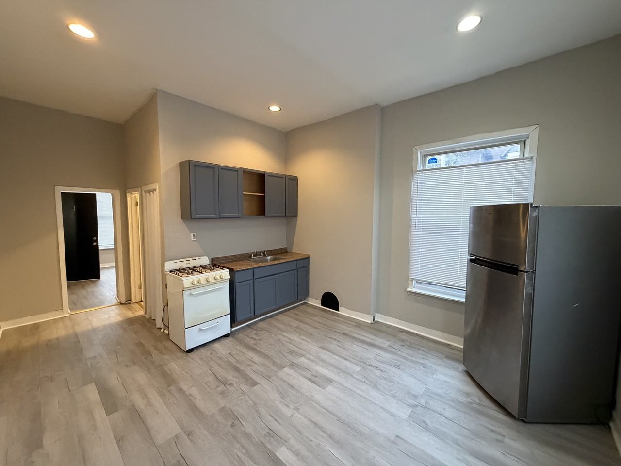 4643 Leiper Street - Photo 5 of 10