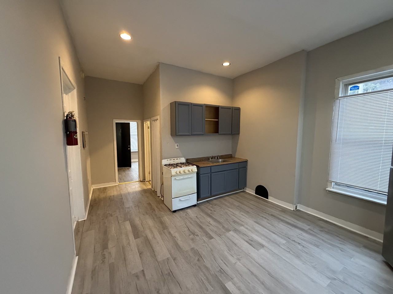 4643 Leiper Street - Photo 6 of 10