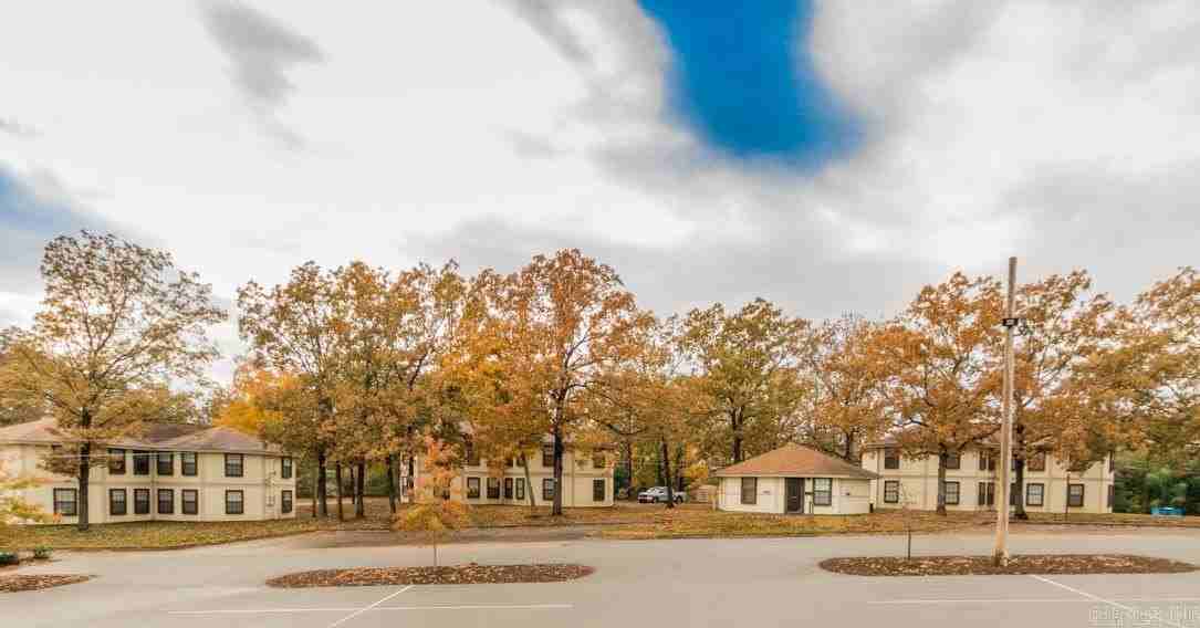 8815 Woodbine Dr - Photo 2 of 21