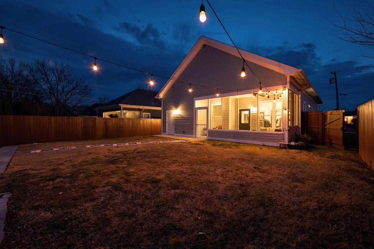 2115 Union Ave - Photo 3 of 50