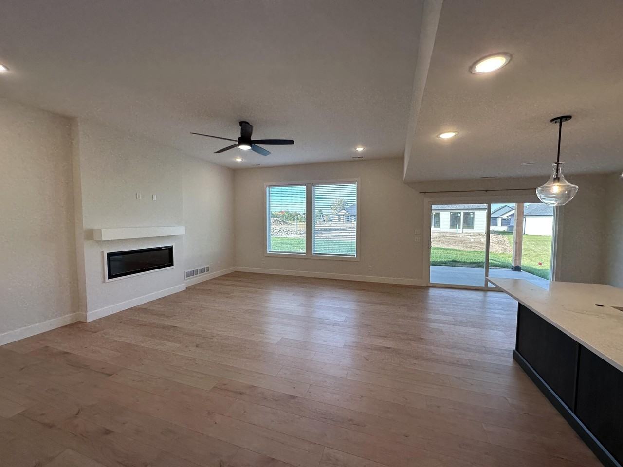 5317 Makana Ln - Photo 3 of 16