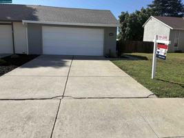 featured image of 757 Valley Green Dr