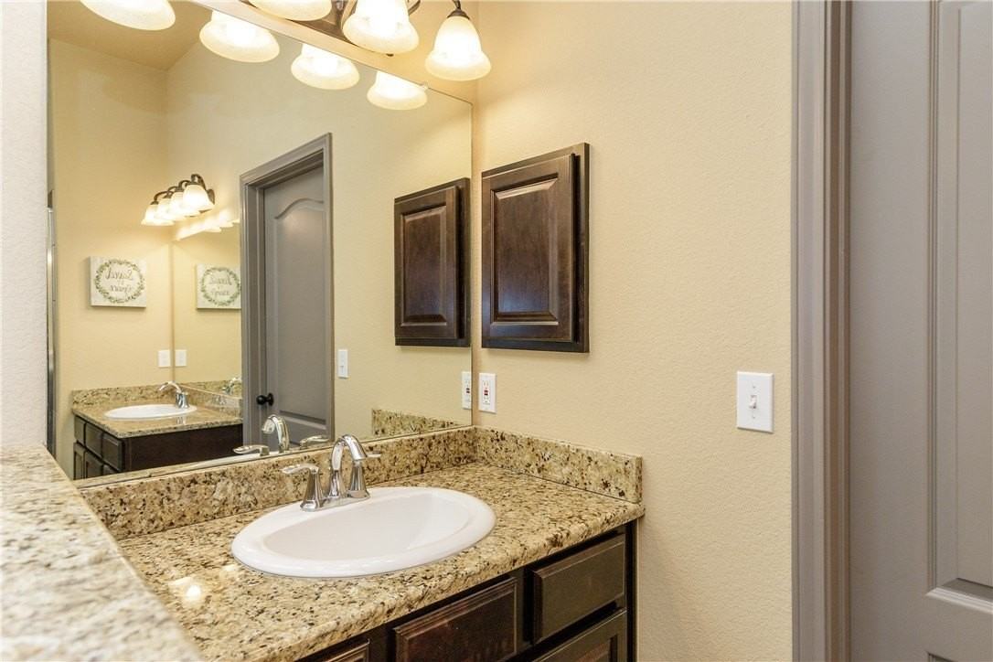 7921 Pavo Real St - Photo 7 of 38