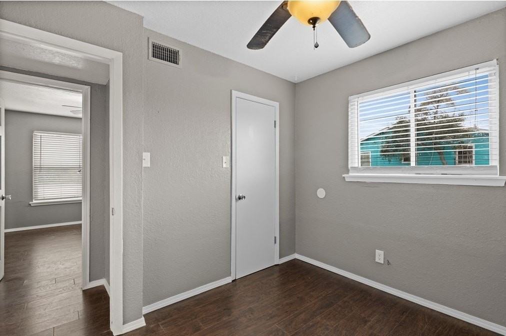 659 Redwood Ave Unit 771 - Photo 6 of 8