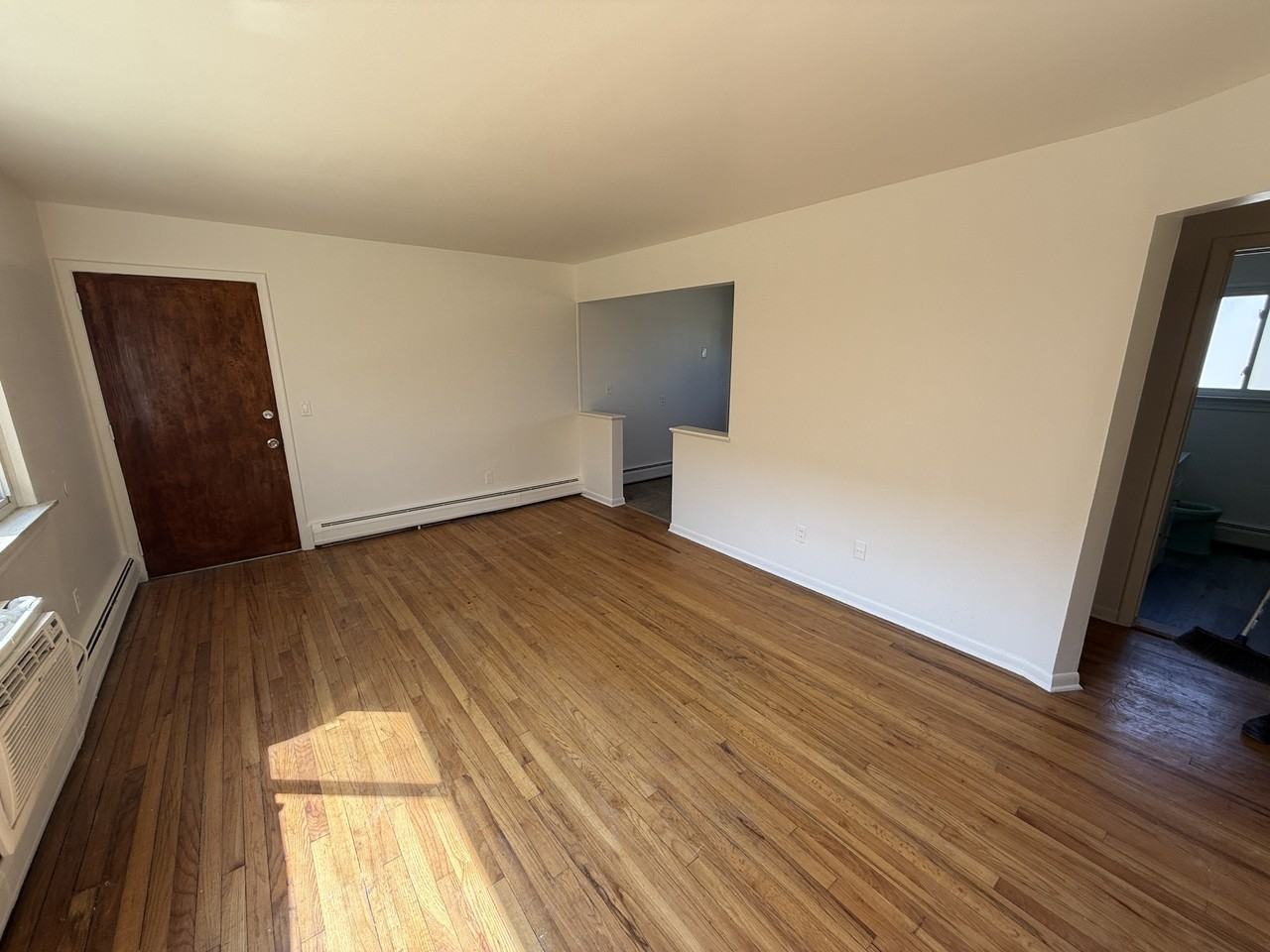 29250 Longview Avenue - Photo 2 of 6