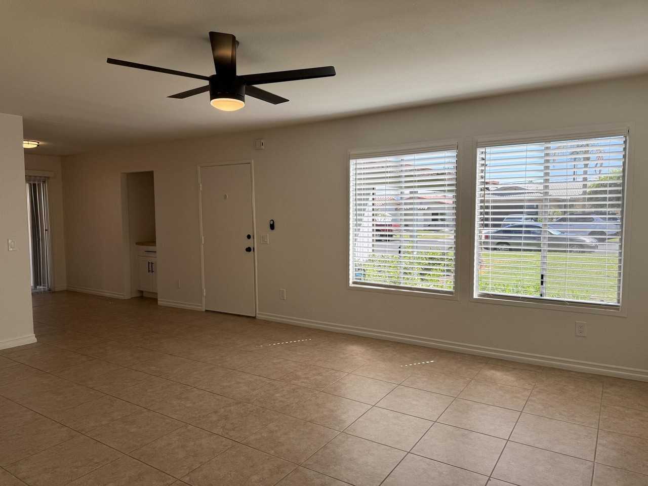 52395 Avenida Carranza - Photo 3 of 34