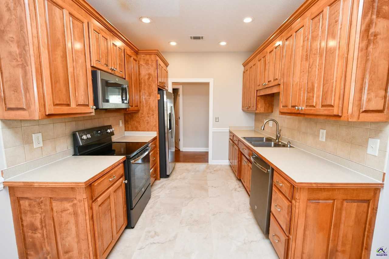 104 Newport Ave - Photo 7 of 25