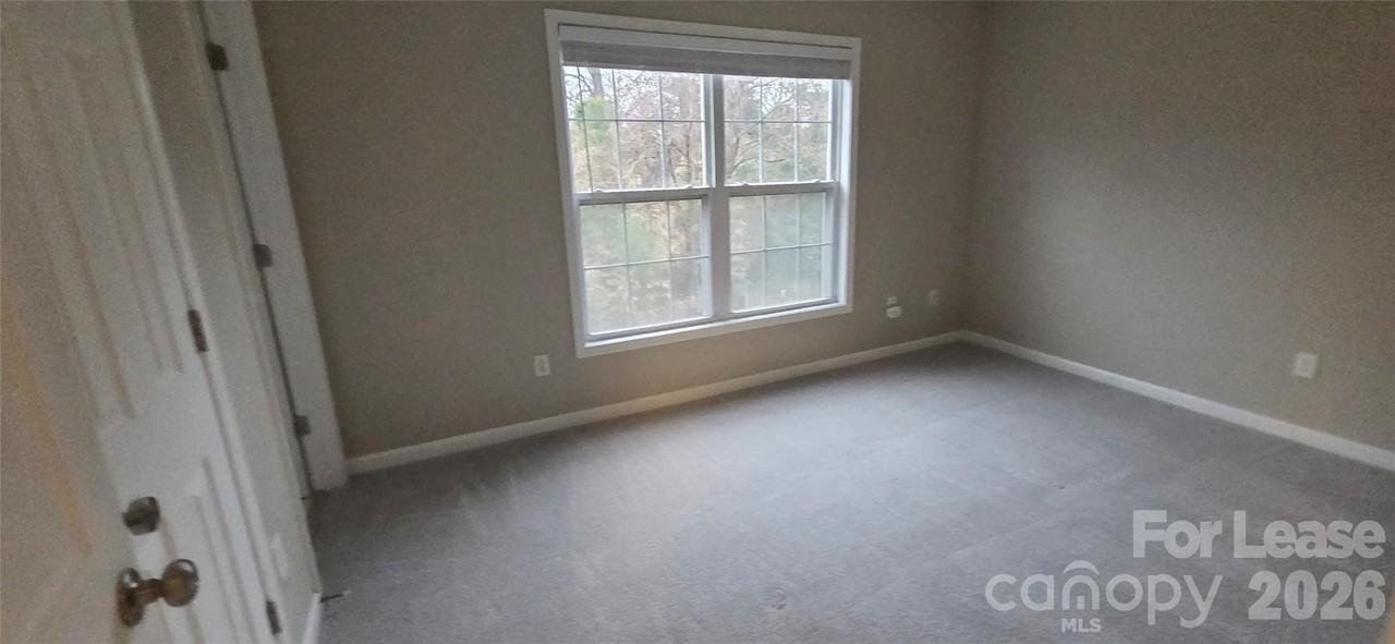 1912 Baxter St - Photo 6 of 11