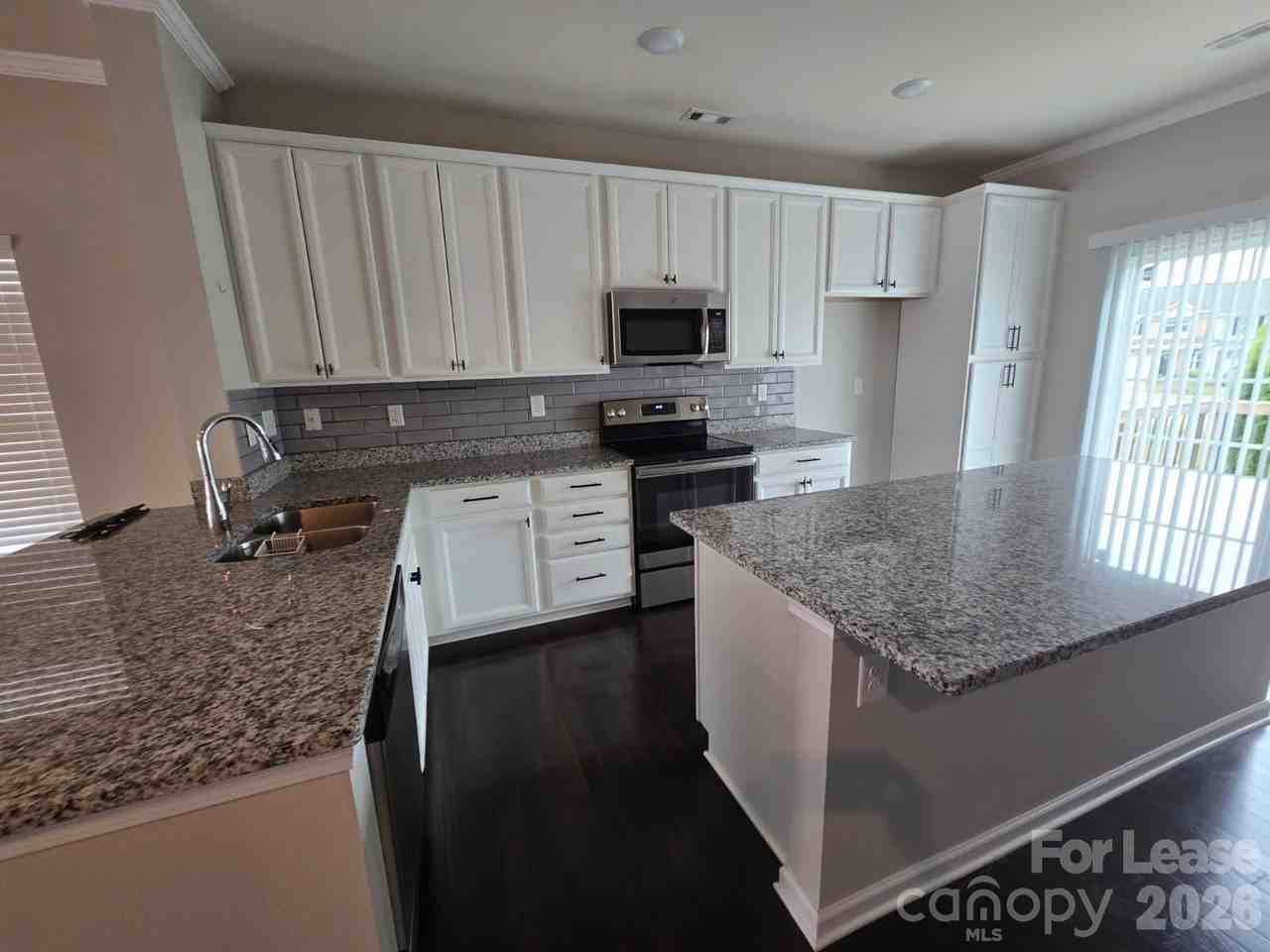 15249 Wrights Crossing Dr - Photo 2 of 13