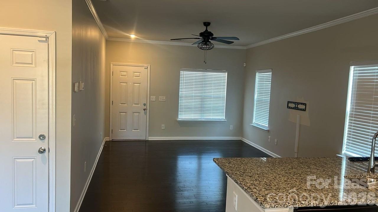 15249 Wrights Crossing Dr - Photo 5 of 13