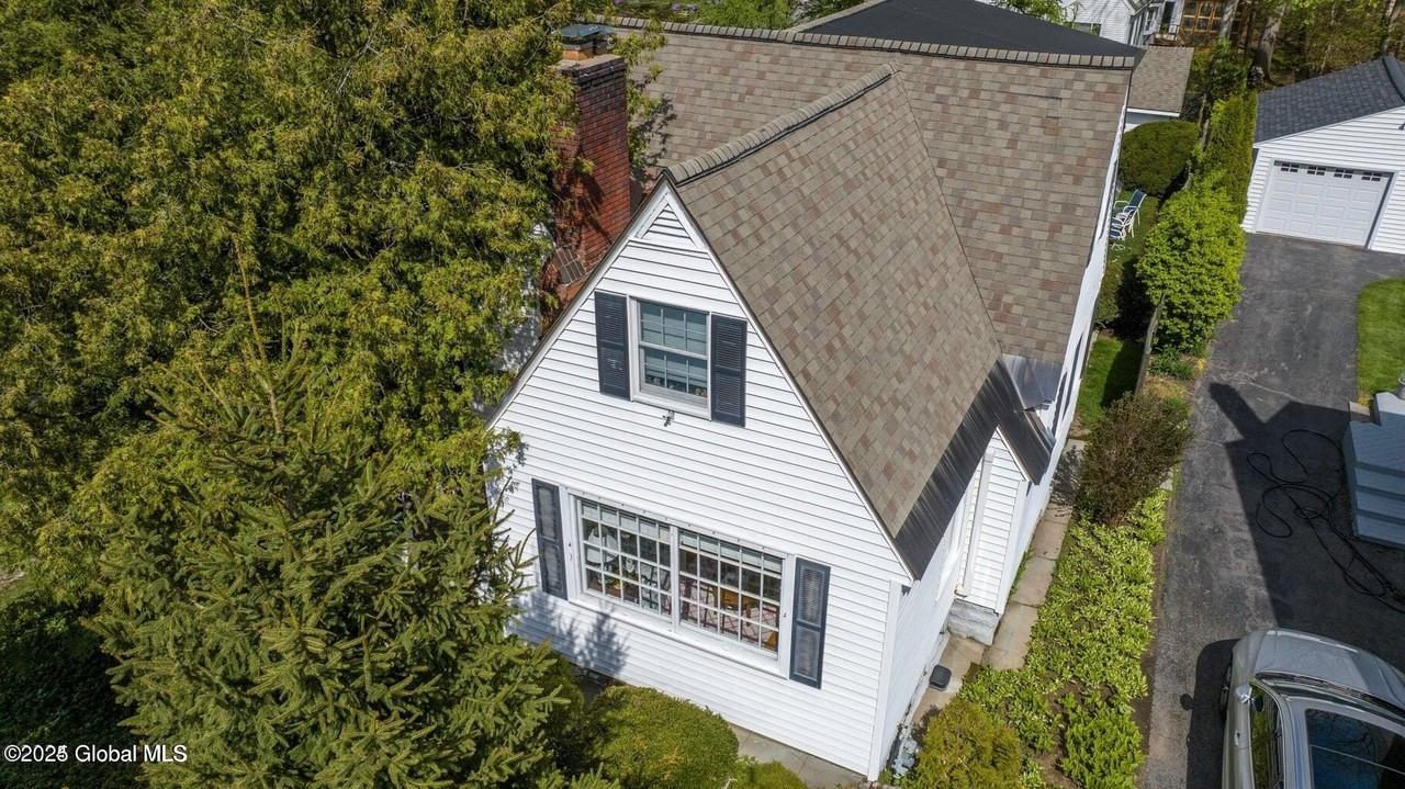 34 Pinewood Ave - Photo 2 of 50