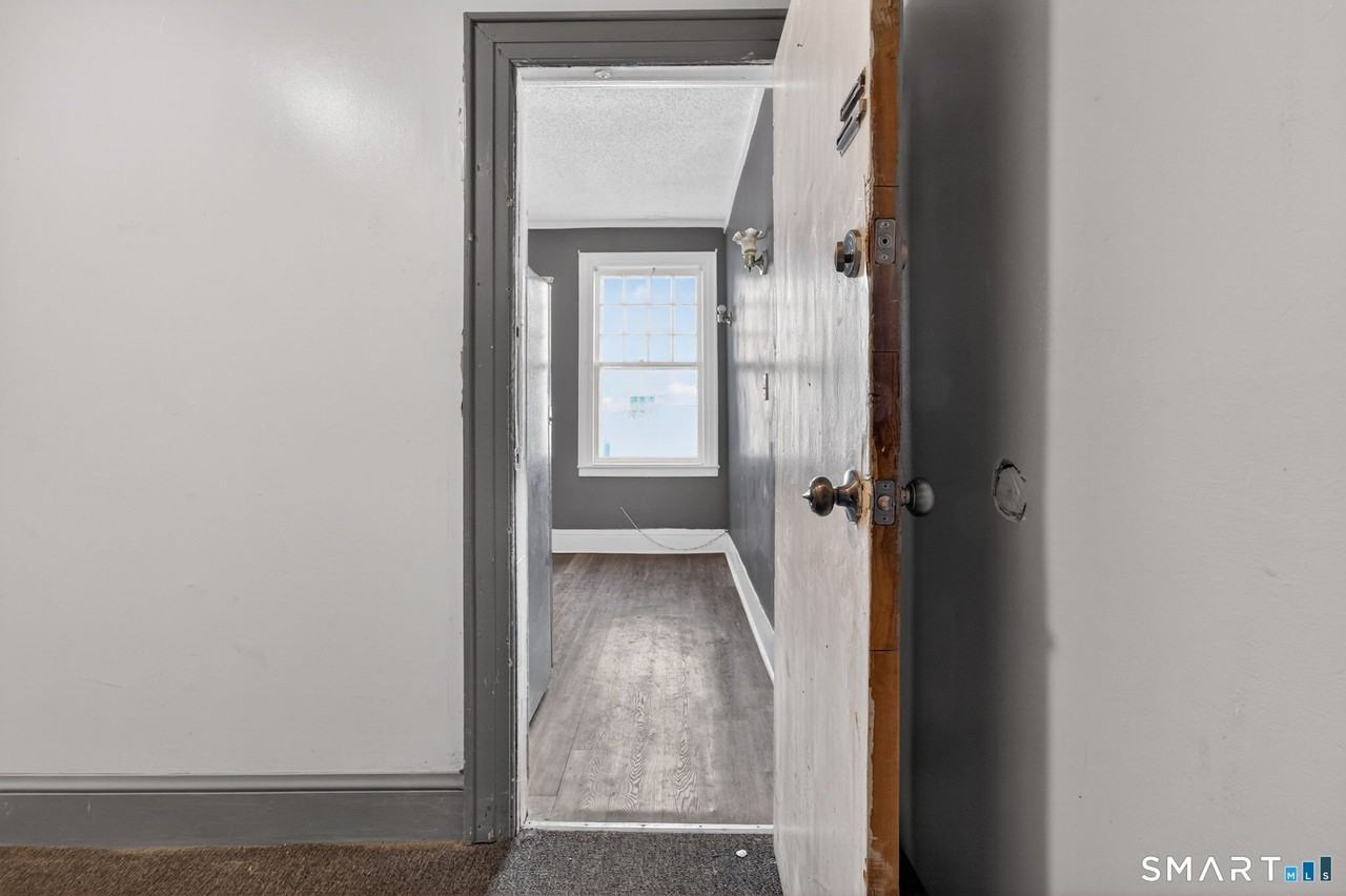 187 Whitney St Apt A2 - Photo 4 of 16