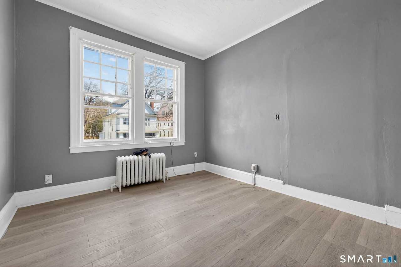 187 Whitney St Apt A2 - Photo 5 of 16