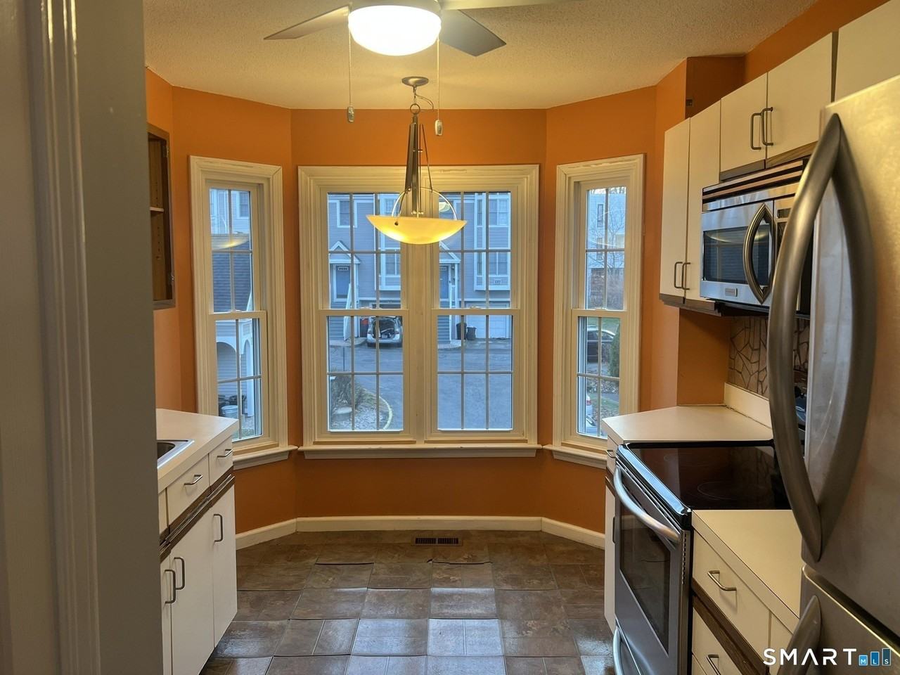 924 Quinnipiac Ave Apt 7 - Photo 4 of 12