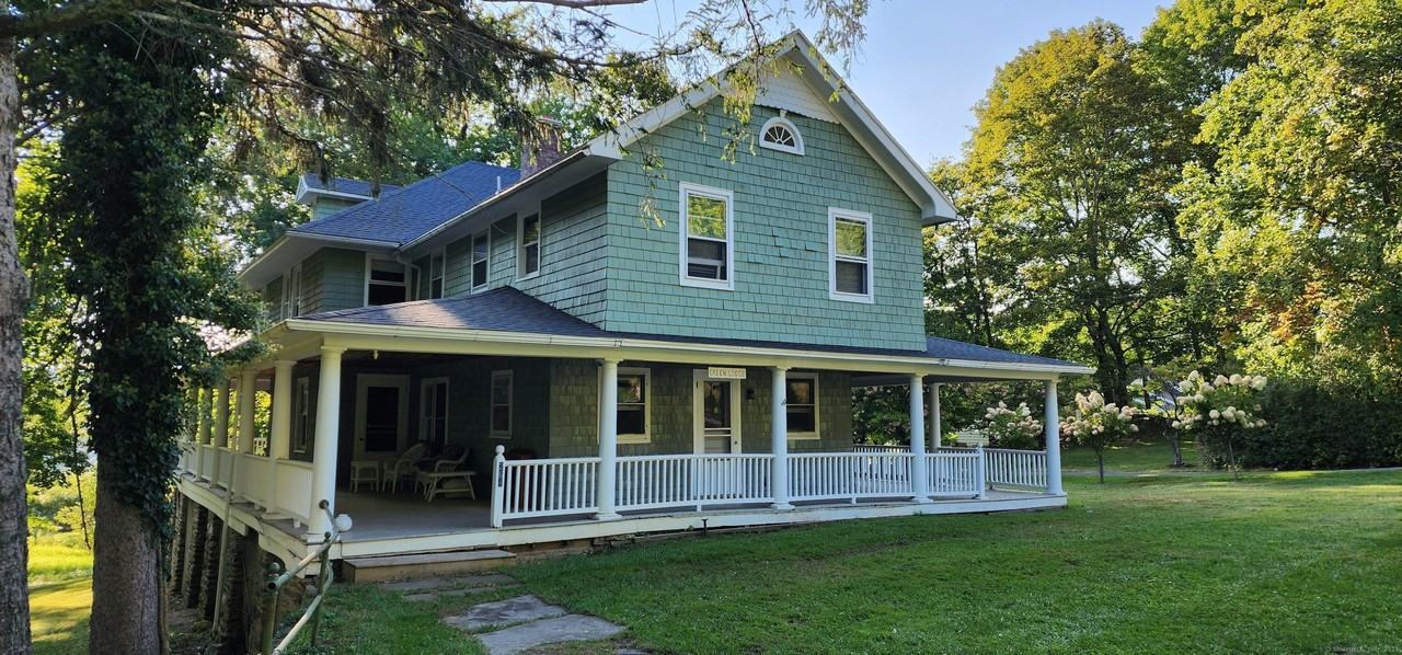 264 Twin Lakes Rd - Photo 2 of 15