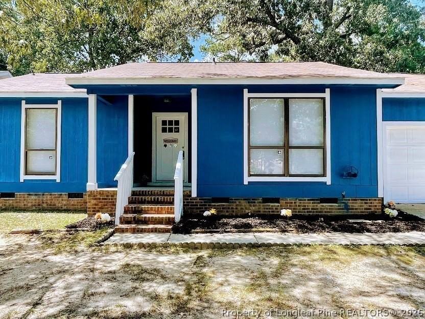 1366 Worstead Dr - Photo 2 of 17