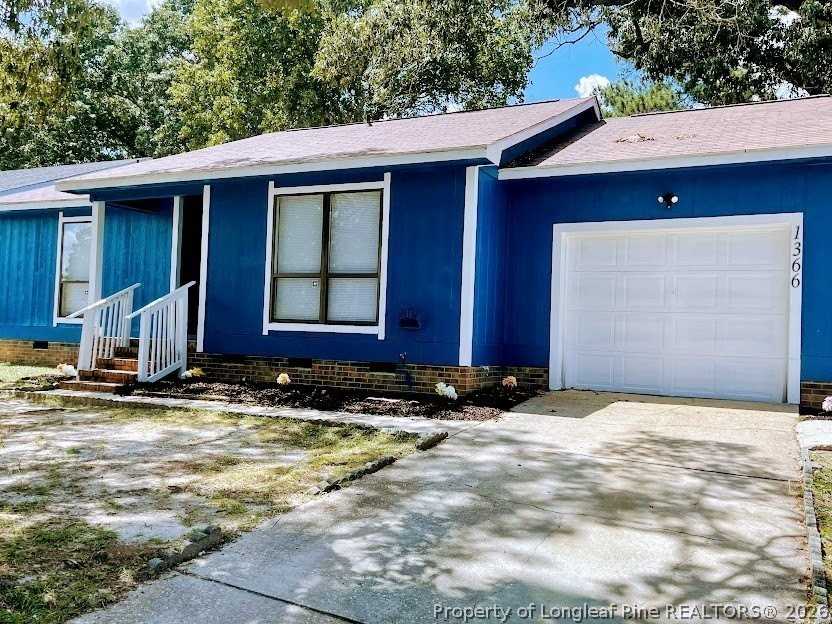 1366 Worstead Dr - Photo 4 of 17