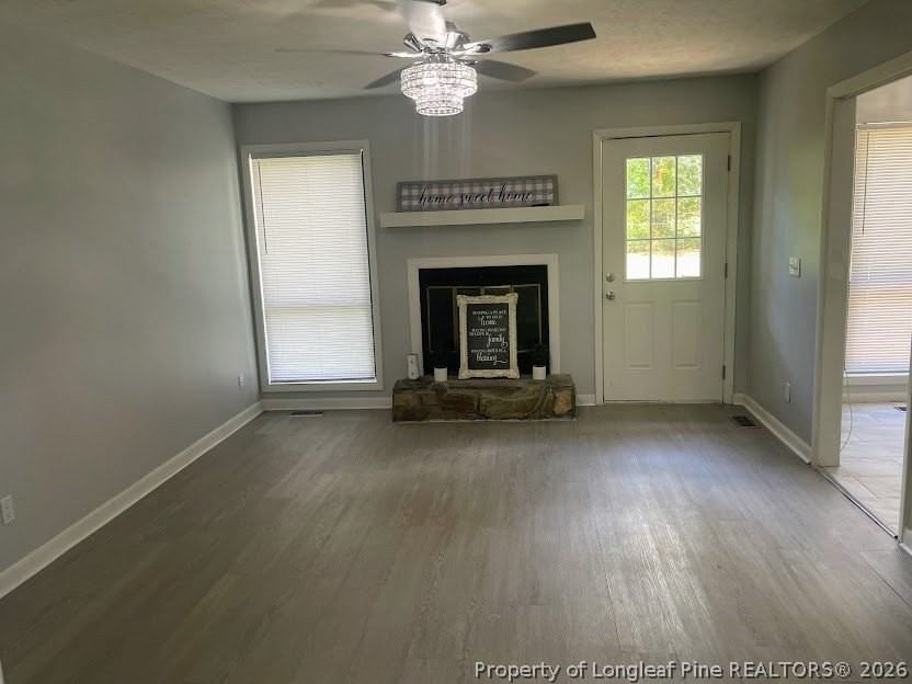 1366 Worstead Dr - Photo 6 of 17